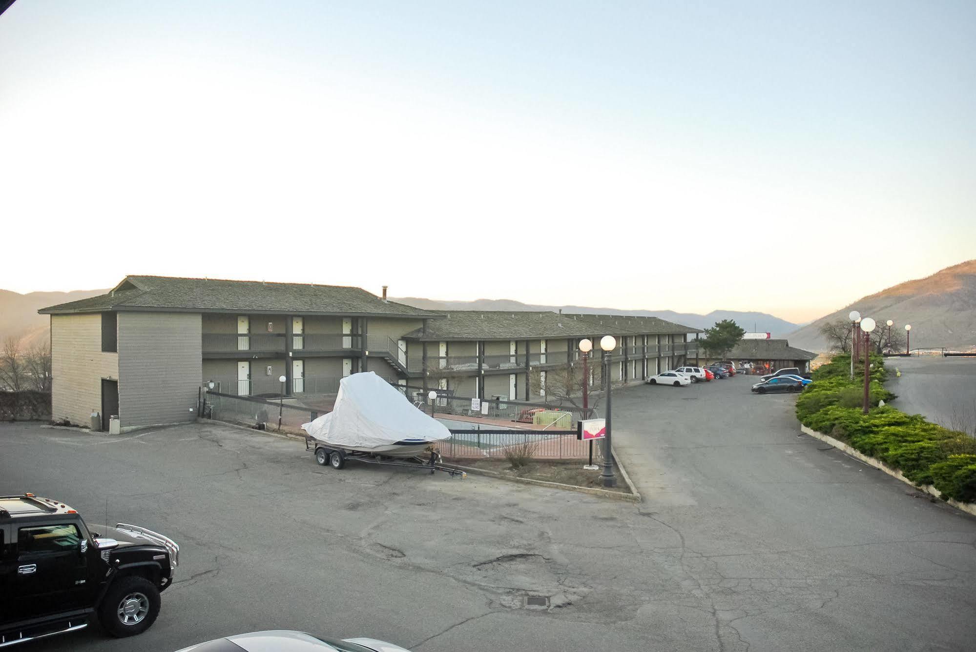 The Vista Inn Kamloops Exterior foto