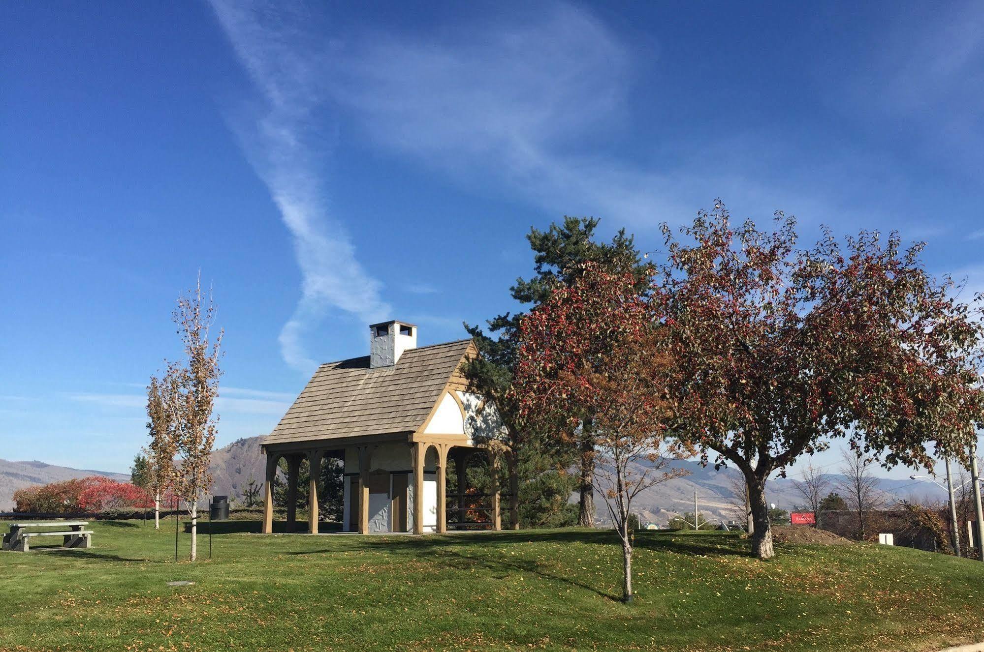 The Vista Inn Kamloops Exterior foto
